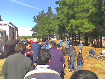 a la cola para esperar la garrafa la hicimos en la Plaza de Monte Rinc�n
