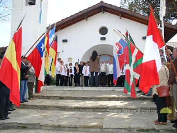 Villa Gesell siempre festej� el d�a del inmigrante (foto archivo 2005)